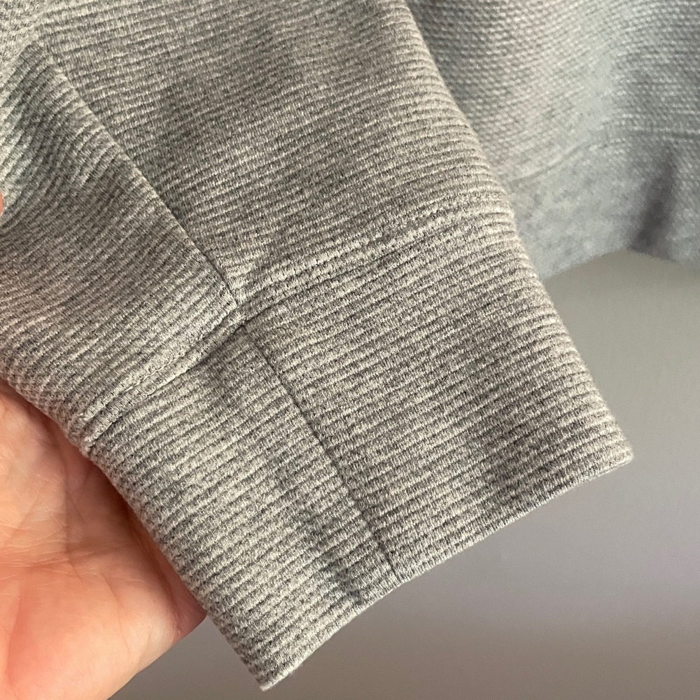 Vineyard Vines Performance Ribbed Gray Quarter Zip Pullover Sweatshirt Size L - Picture 9 of 11